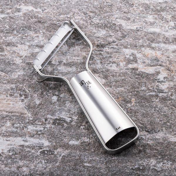 0617180000_666ffb103d8b0 日本關孫六 全不鏽鋼 鋭角削皮器〈極刃〉刨刀