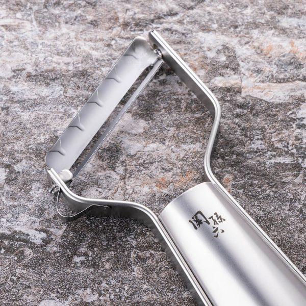 0617180000_666ffb10a404b 日本關孫六 全不鏽鋼 鋭角削皮器〈極刃〉刨刀