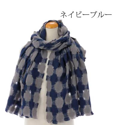 柔軟蓬鬆圍巾披肩