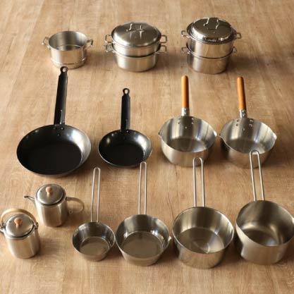 燕三条製 工房 Aizawa Koboaizawa 黑色甜椒系列 平底鍋 22 公分