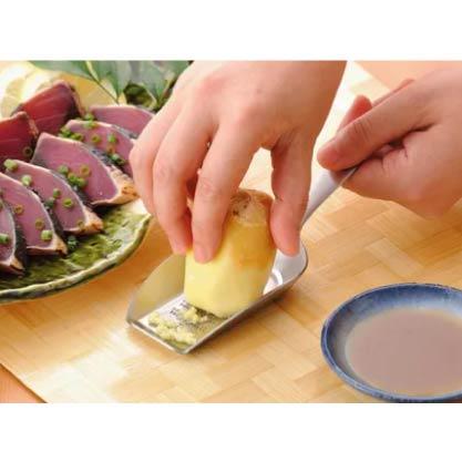 20260125-02 【燕三条製】超銳利 桌上用調味磨泥器