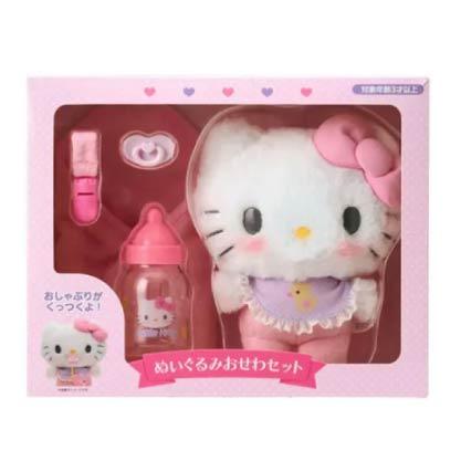 20260125-903E-02 Sanrio三麗鷗 Hello Kitty 娃娃照顧組嬰兒造型絨毛娃娃組 寶寶造型玩偶